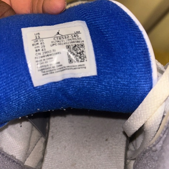 Nike Air Jordan 3 Retro White Blue Sneakers - Picture 5 of 5